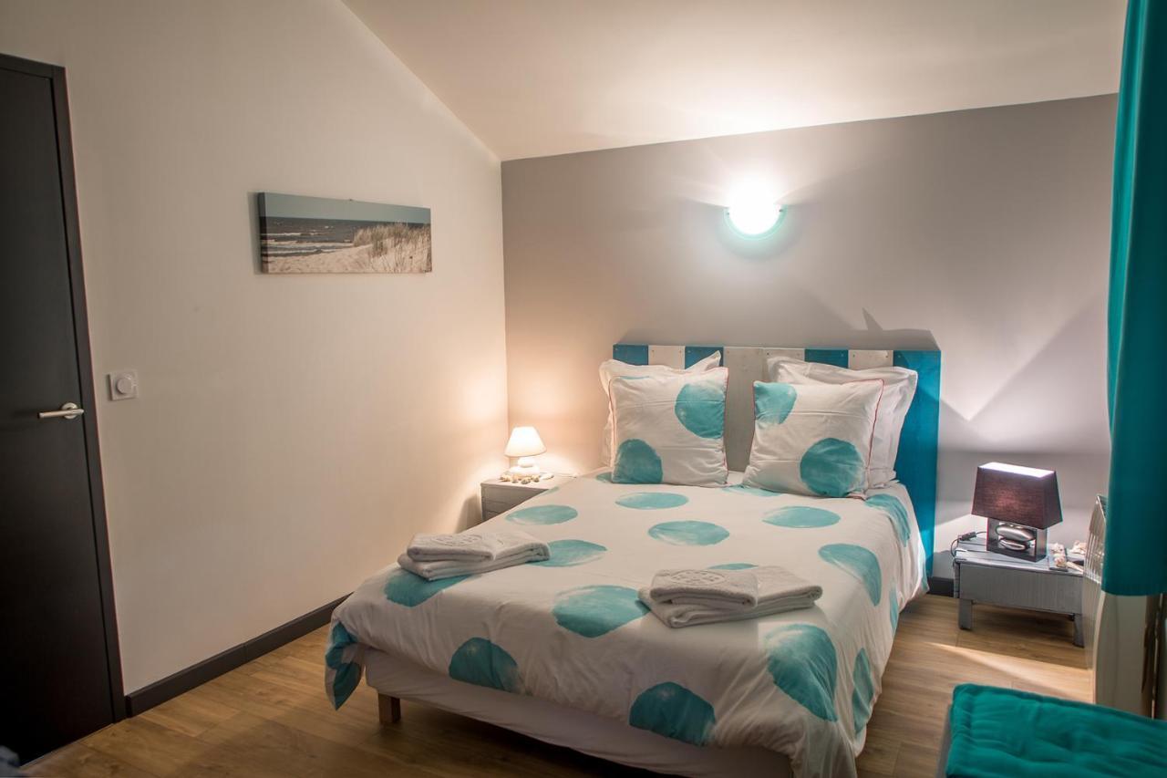 Maison Maupas Chambre Rouge Bellesserre Exterior foto